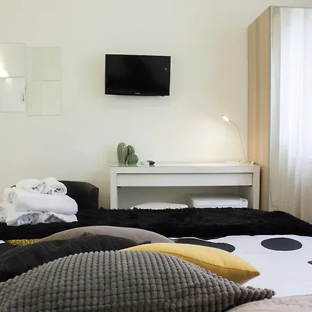 Neroli Apartment